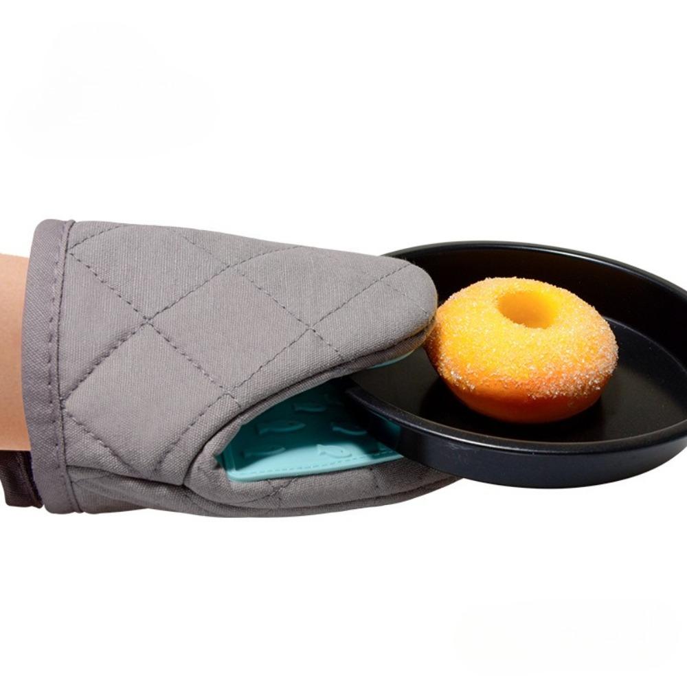 1PCS Fish Shaped Silicone Anti Scald Oven Gloves Kitchen Silicone Gloves Tray Dish Holder Gloves Multi-purpose