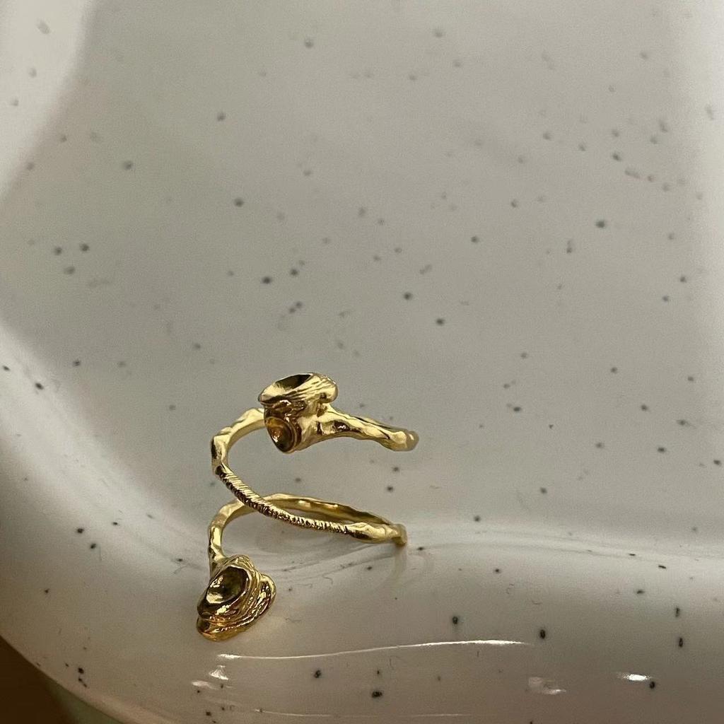 Versatile And Fashionable Copper Ring With Geometric Moon Surface Design Women For