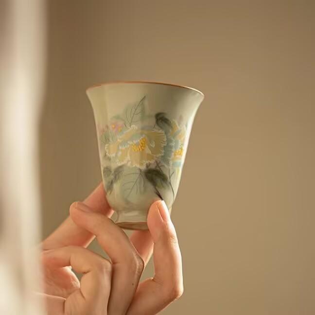 Secret Color Yellow Ru Kiln Flower And Bird Picture Tea Cup Master Cup Tea Cup Ceramic Wind Chime Cup Chinese Kung Fu Tea Set Retro Style