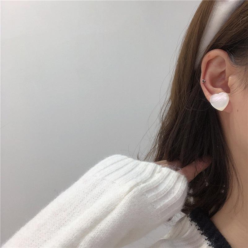 White moonlight opal luster peach heart stud earrings female, super fairy versatile earrings Internet celebrity earrings