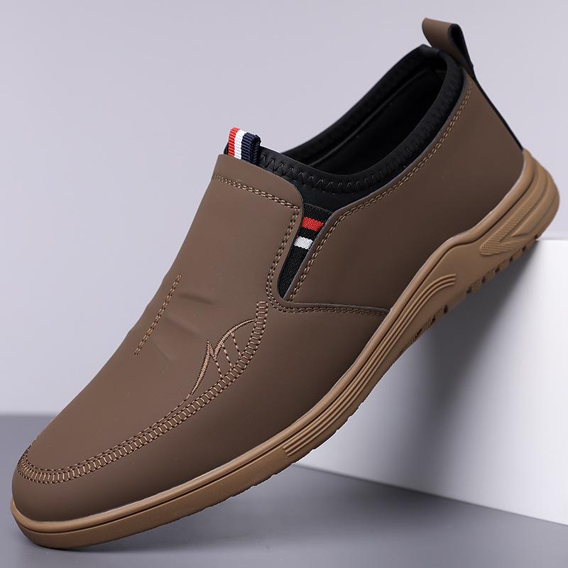 Men's Shoes Business Casual Shoes New Soft Sole Leather Flat Shoes Driving White Male Loafers Slip-On Lightweight Leather Shoe