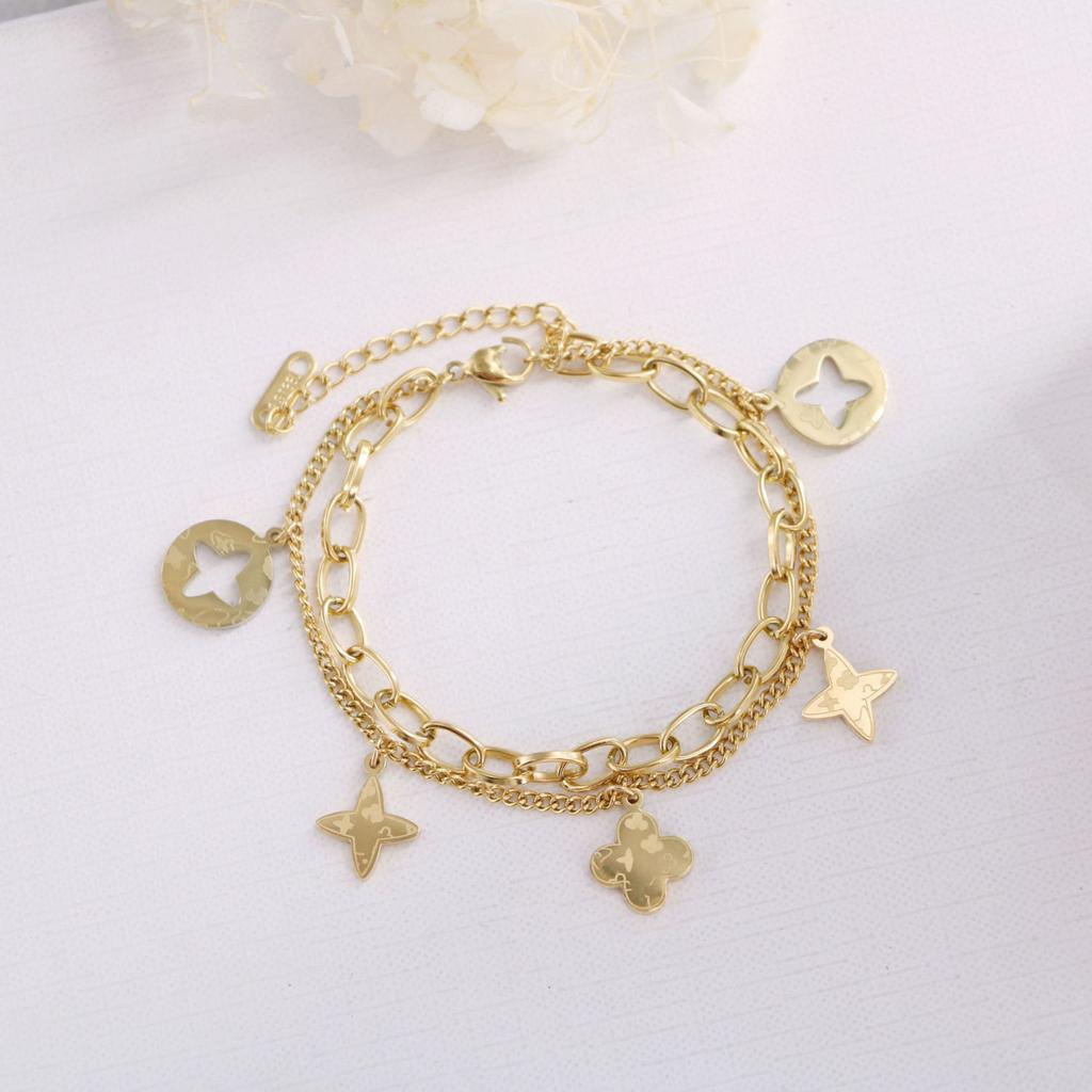 Fashion Four-Leaf Clover Tassel Bracelet Women Do Not Lose Color Day Prismatic Small Flowers Titanium Steel Bracelet Hand Jewelry