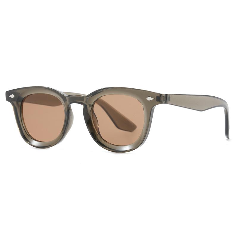 

Luxury Brand Designer Small Frame Sunglasses Women for Men Popular Sun Glasses Vintage Punk Shade Rivet Frame Fishing Eyeglasses