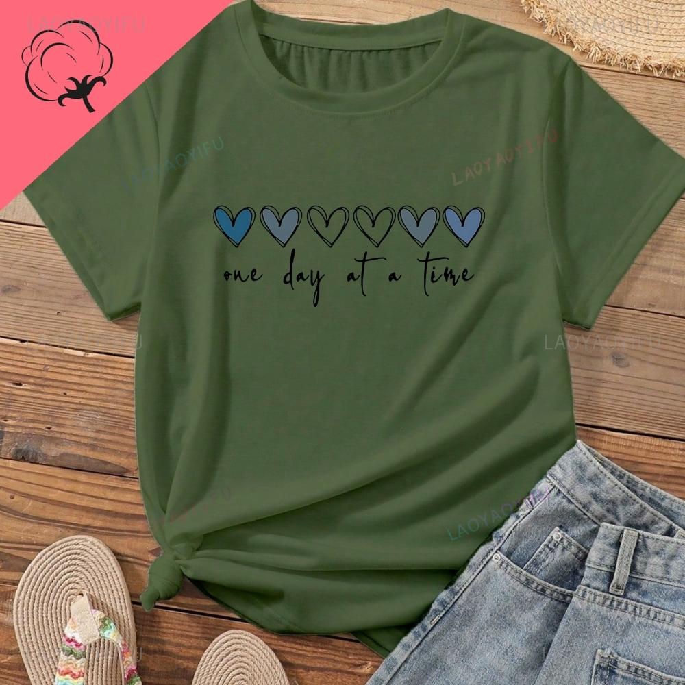 Casual printed Tshirt Day by Day heartshaped design shortsleeved roundneck top Unisexs and woUnisexs pure cotton tshirt