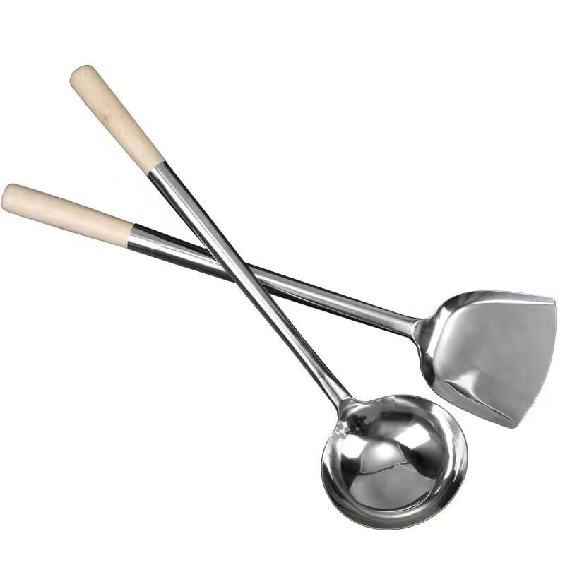 Hanlu Professional Stainless Steel Stir-Fry Spoon with Wooden Handle
