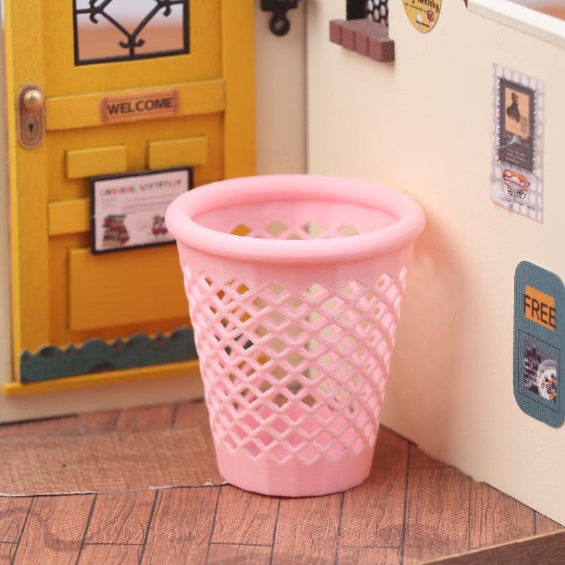 Mini 1/12 Hollowed-out Trash Can Model Dollhouse Living Furniture Decoration Dolls House Micro Scene Ornament