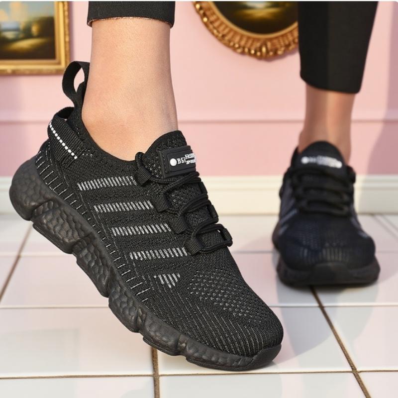 Super Light Women'S Shoes Breathable Quick Drying Soft Soled Travel Shoes Fitness Women'S Sneakers  In Spring Summer