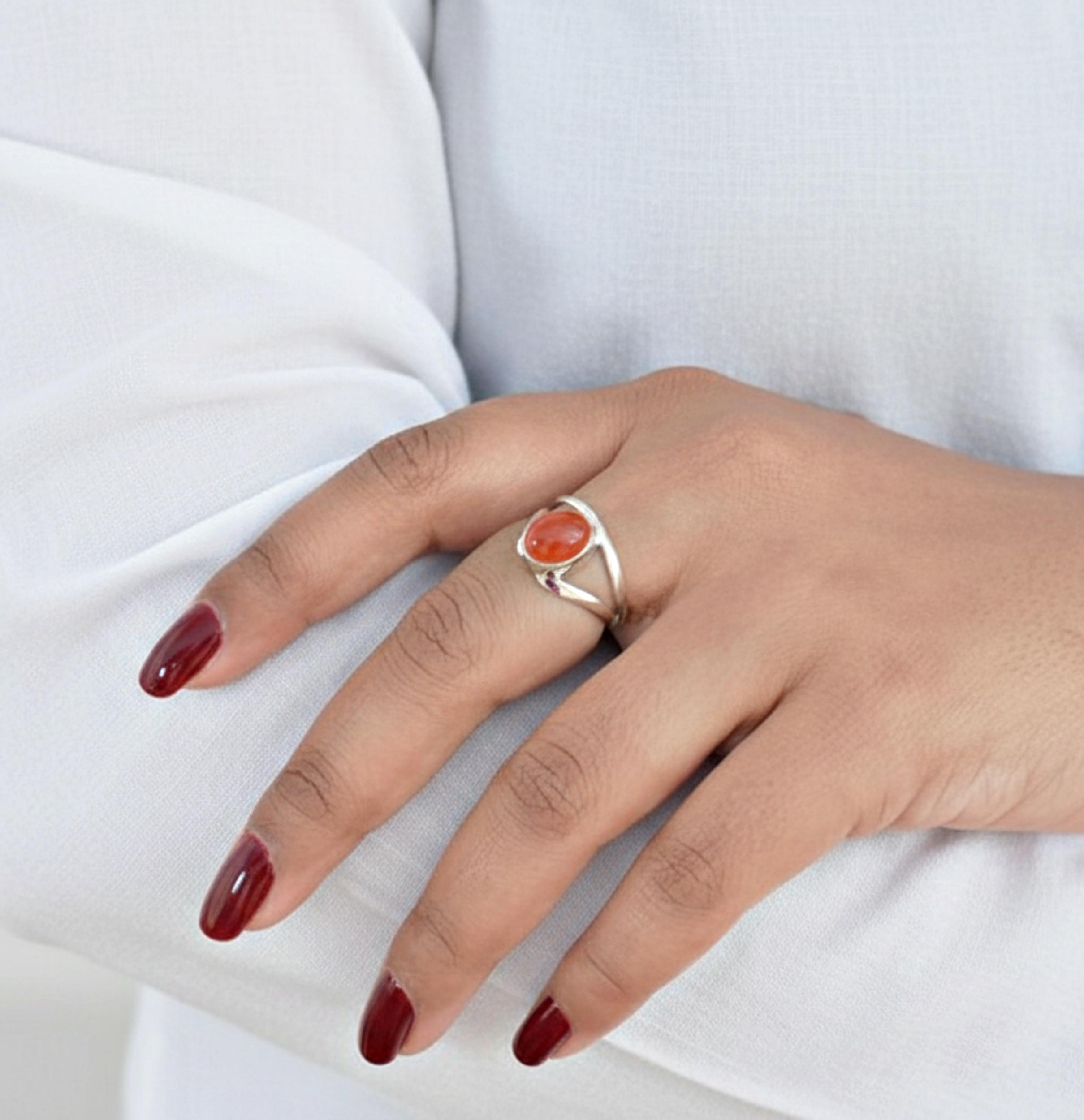 

Красный сердолик овальной формы, кольцо-заявление, серебро 925 пробы, минималистичное богемное кольцо для женщин 12 серебряный