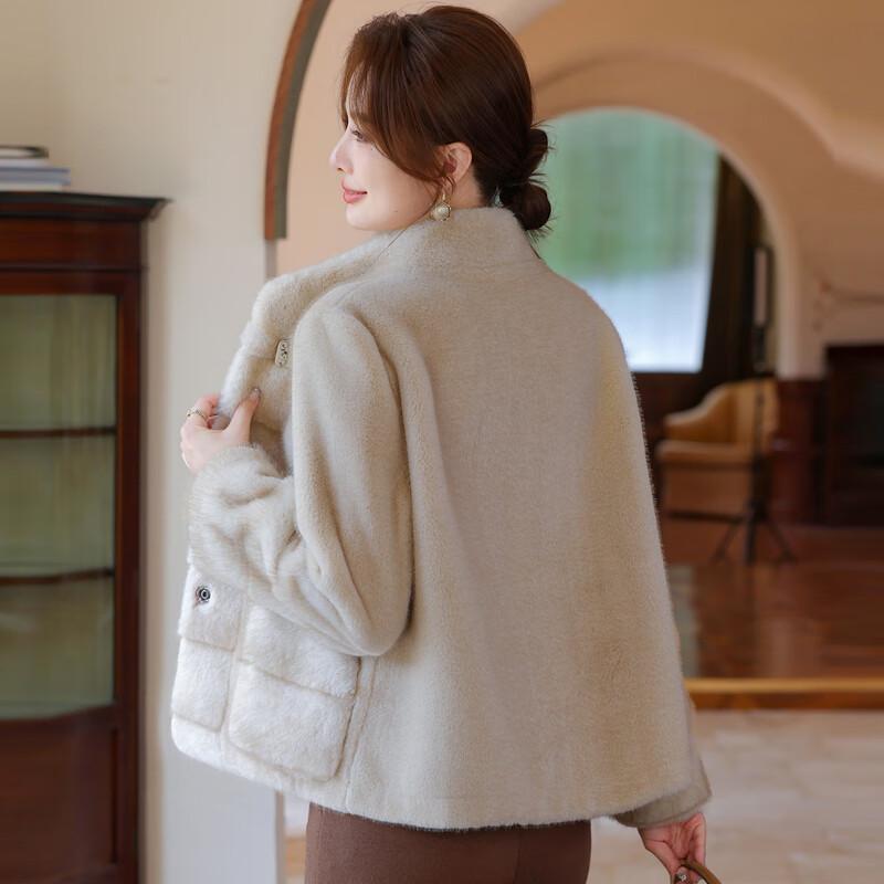 Ronghua Mama Age-Reducing Winter Mink Velvet Short Fur Coat