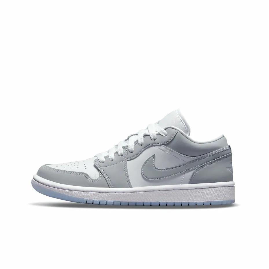 

Jordan Air Jordan 1 Shock Absorbers Slip Resistant Low top Basketball Shoes Women s Gray Jordan DR0774-105 35.5