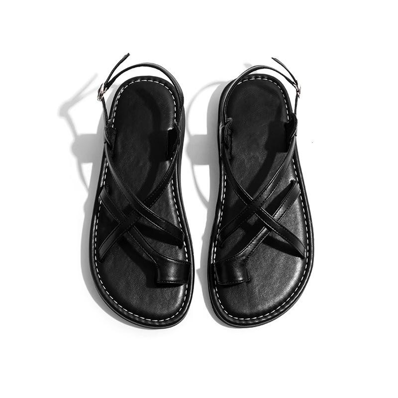 Soft-soled cover toe cool slippers women's 2025 summer European station flat-bottomed lazy one-word buckle sandals versatile casual