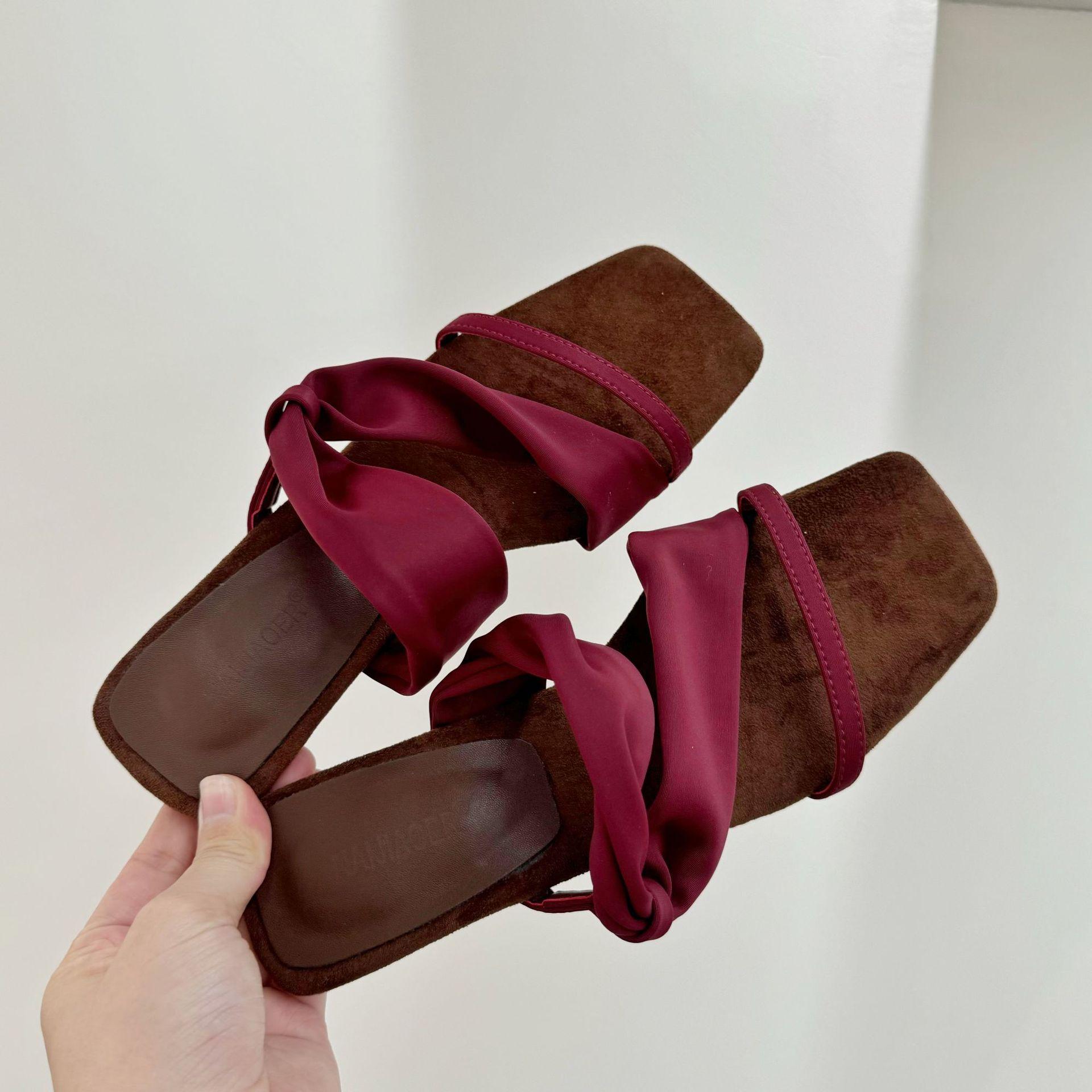 

Fashion Women Slippers Premium French Wedge Heel Cool Slippers Women s Outer Wear 2025 New Summer Temperament High Heels Sandals Women 40 красный