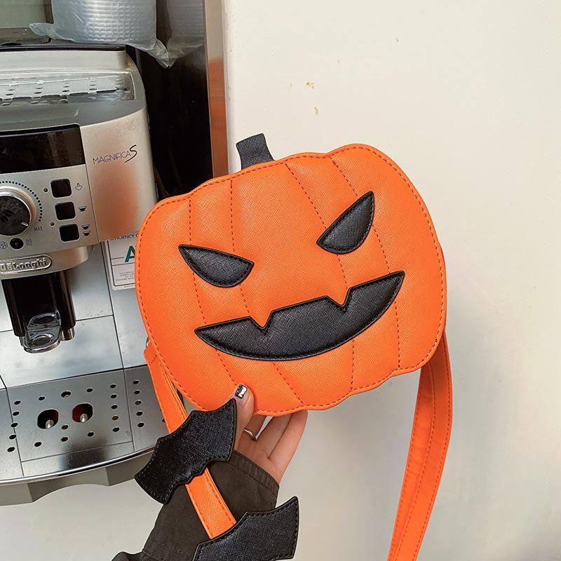 Halloween dýňová crossbody kabelka pro ženy Novinka dýňová kabelka Halloween ďábelská taška přes rameno Vtipná crossbody kabelka z umělé kůže Roztomilé kreslené tašky