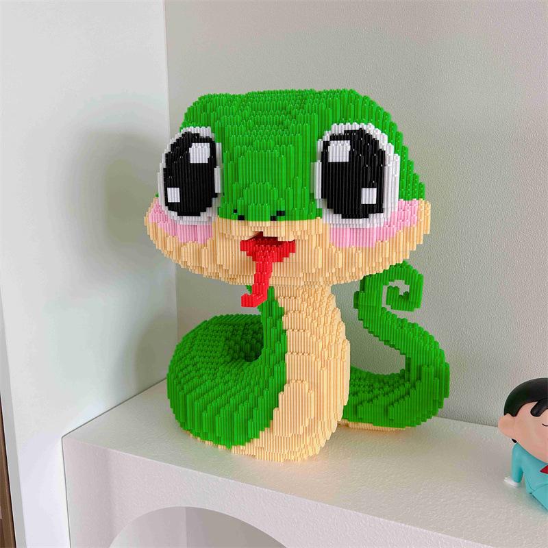 2025 Year of the Snake Educational Building Blocks Toy - Green Snake Puzzle for Boys and Girls, Cute Ornaments and Gifts
