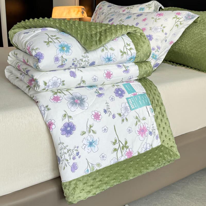 

Baoshikang Dot Velvet Double Gauze Summer Quilt