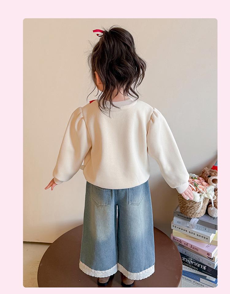 Autumn 2025 Girls' Heart Lace Straight-Leg Jeans - Children's Korean Fashion