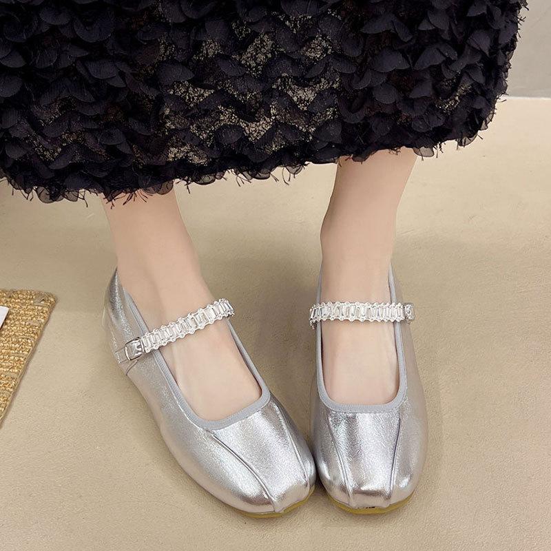 Märke trasig kod rea första lager kohud damskor mjuk sula inte trötta fötter enkelskor Mary Jane-skor inre höjdhöjande skor tofflor