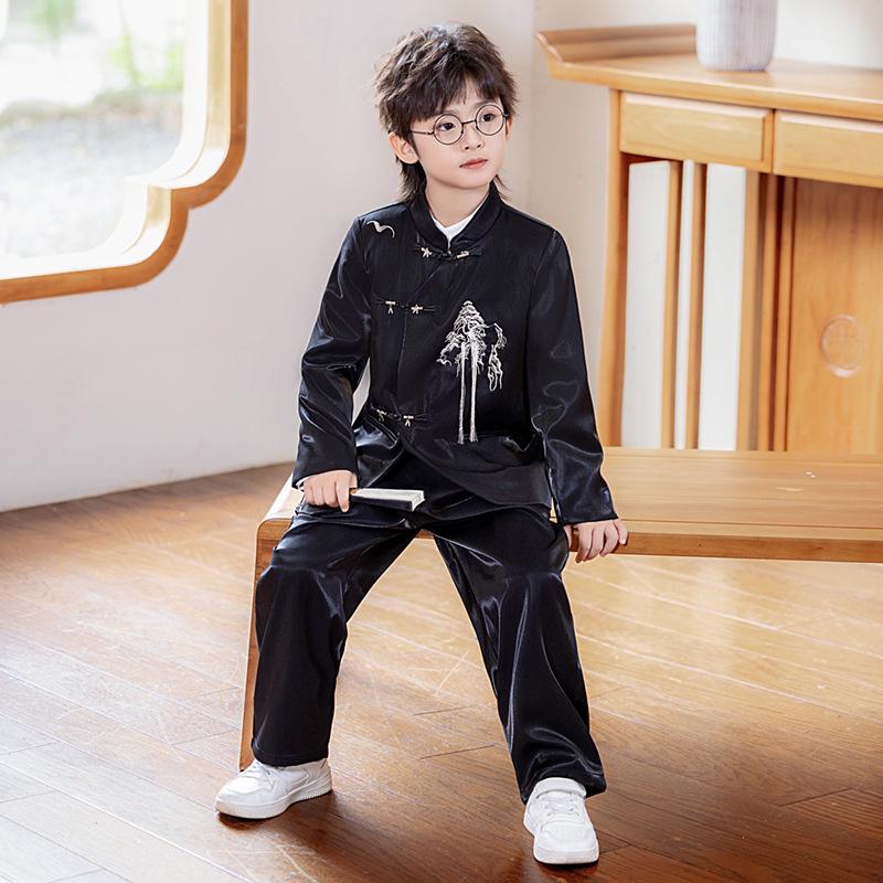 Guttehøst Hanfu Tang-drakt: Broderi Ståkrage Nasjonal Stil Sett for Opptredener