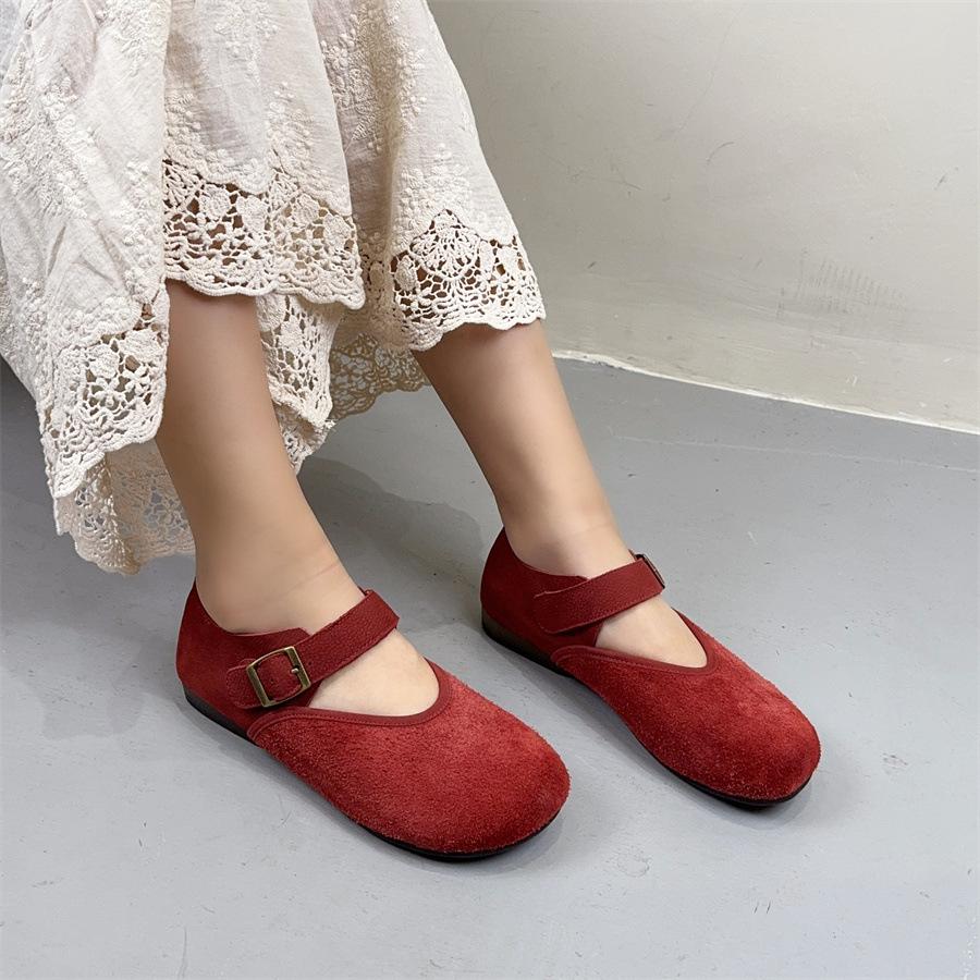 Johnature Retro Yumuşak İnek Derisi Tokalı Sığ Babetler Çok Yönlü Yuvarlak Burunlu Yumuşak Tabanlı Kadın Ayakkabıları