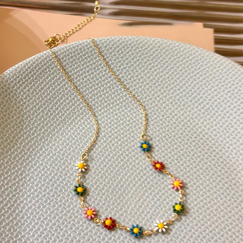 

Капающее масло цветное ожерелье с подвеской в виде цветка летнее изысканное нишевое дизайнерское ожерелье с личностным темпераментом и универсальное для женщин