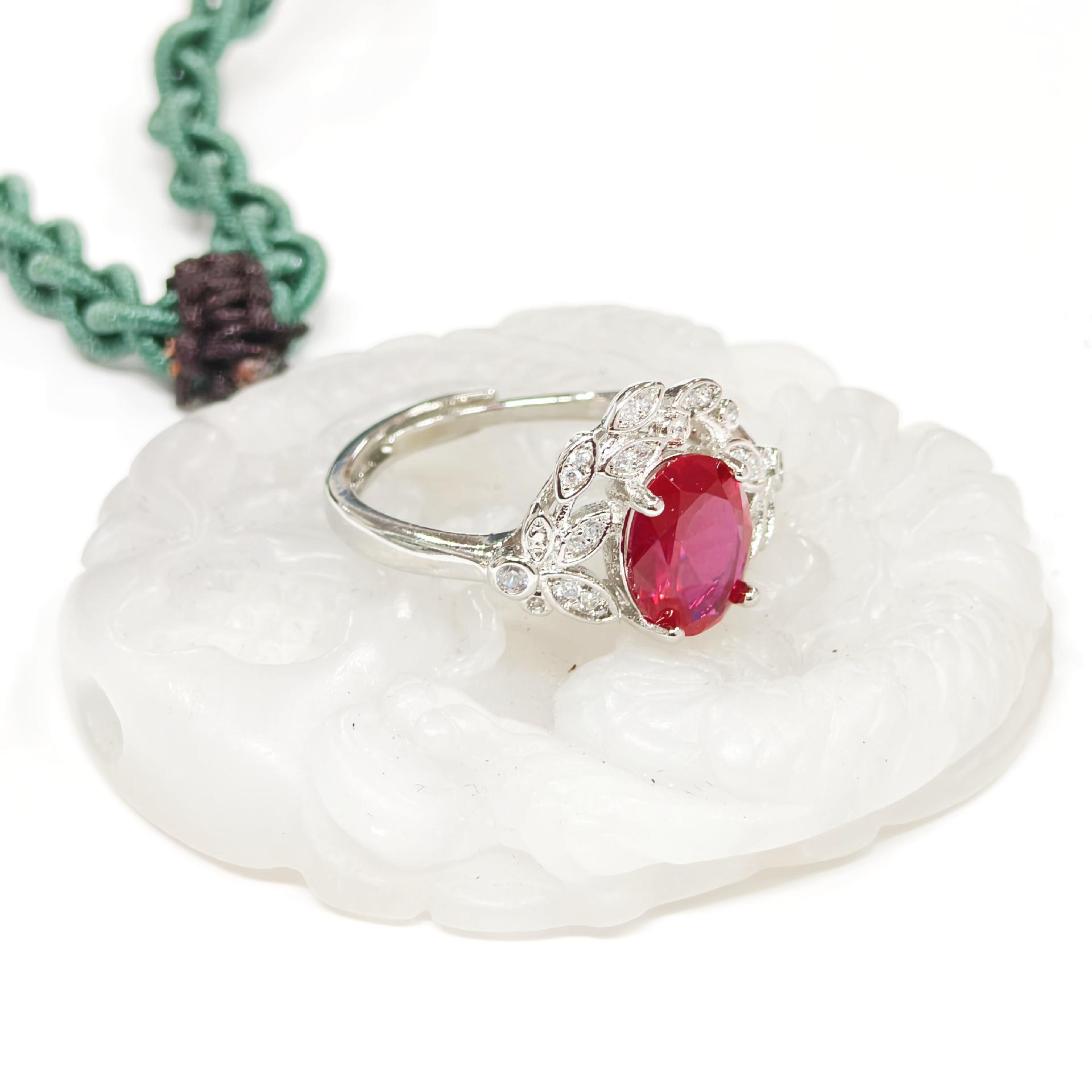 Gesen Jewelry: Leaf-Shaped Zircon Oval Crown Ring - Elegant, High-End Women s Fashion Accessory.