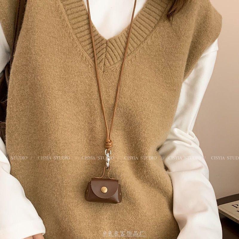 Кошелек для монет, ключница, кулон на шею One size красный