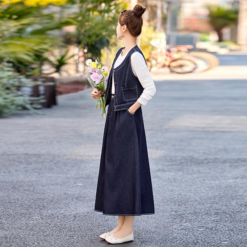 

Женский летний джинсовый комплект-тройка темно-синего цвета 2025: Рубашка с коротким рукавом, юбка миди и юбка от костюма в корейском стиле L