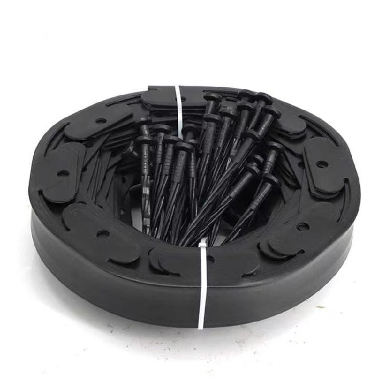 Durability Plastic Landscape Barriers Easy Installation Sun Resistant Landscape Divider for Gardens and Patios