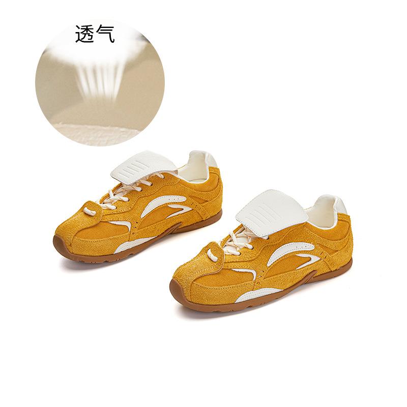 Leather velvet Forrest Gump shoes women's 2025 winter new warm retro sports shoes versatile German training shoes casual women's shoes