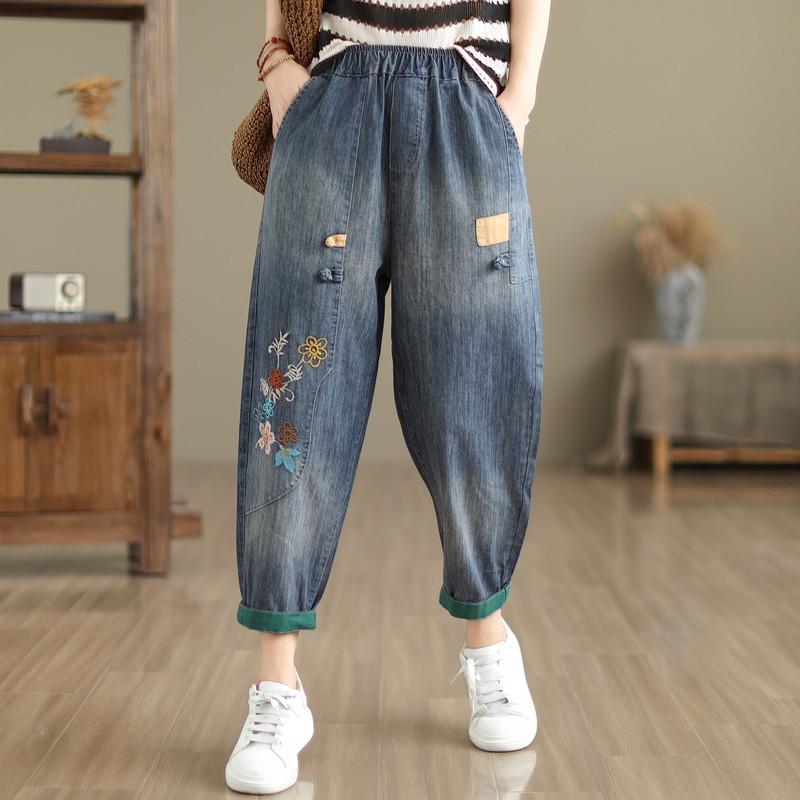 Korean Style Cartoon Embroidered Flower Frog Button Elastic Waist Women s Casual Cropped Jeans Large