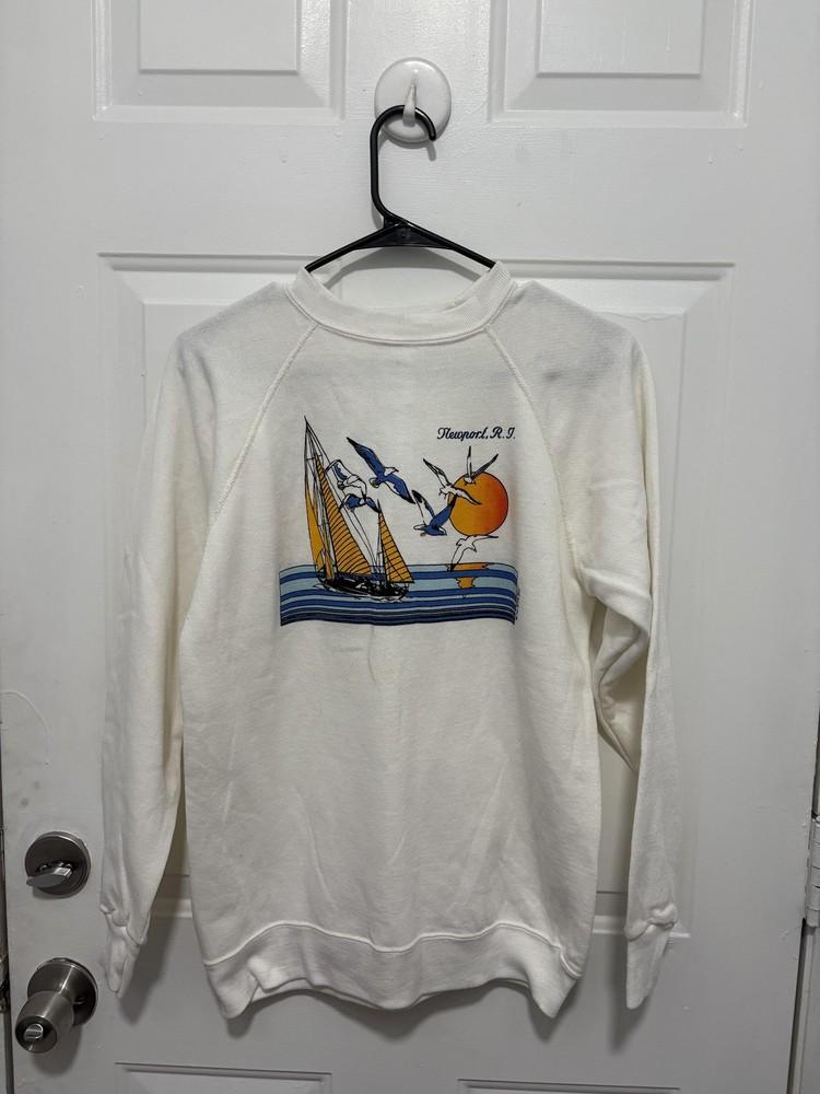 

Vintage Newport RI Sweatshirt Mens Large White Sailboat 80s Rhode Island Unisex T-Shirt M