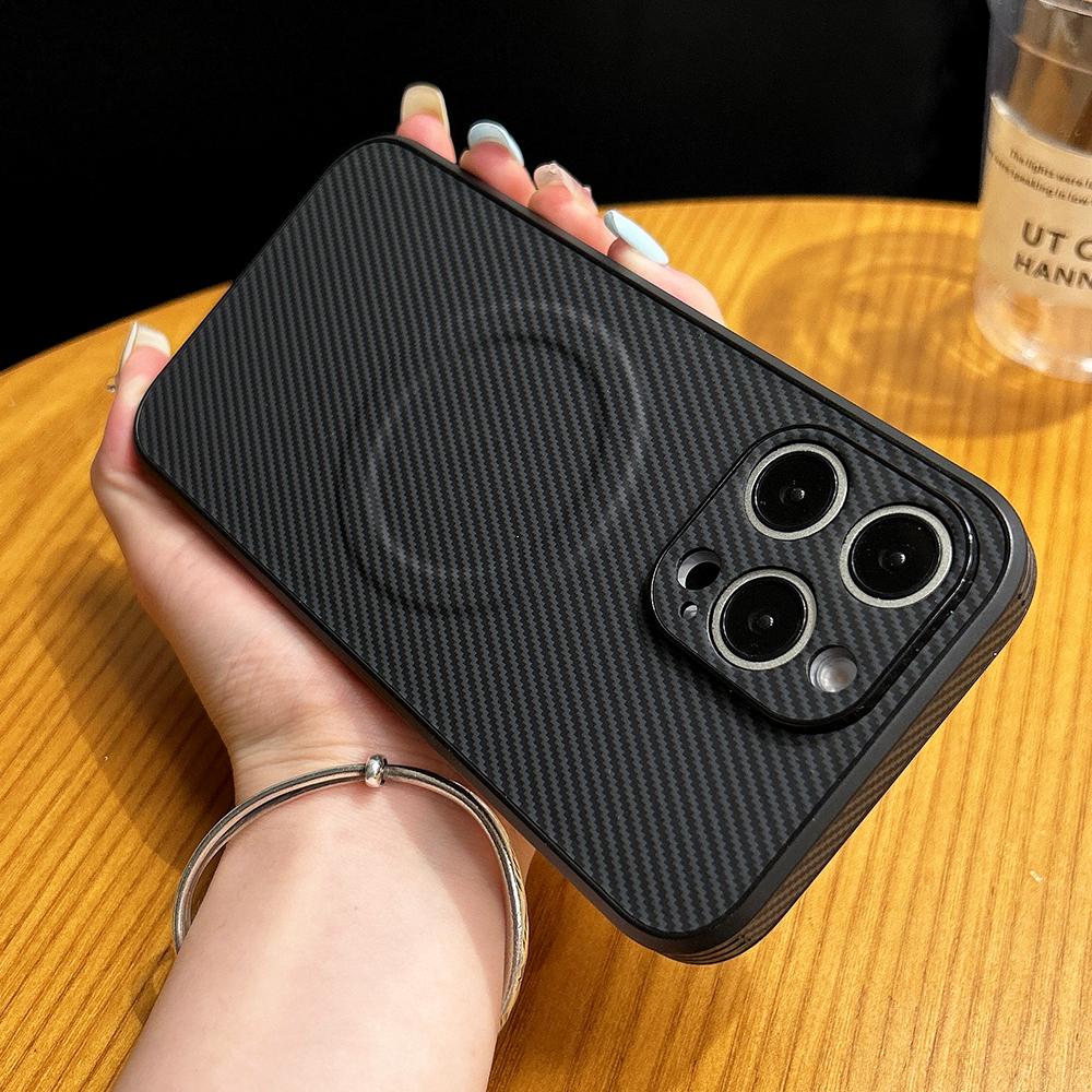 

Магнитный ультратонкий узор из углеродного волокна для чехла Magsafe Wireless Charge для iPhone 15 11 12 13 14 Pro Max Plus Slim Hard Cover For iPhone 13 ProMax чёрный