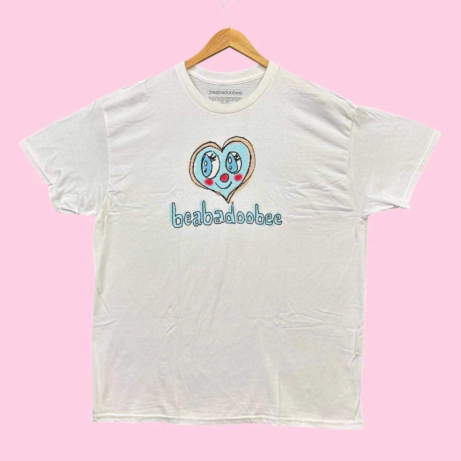 

Beabadoobee Digital Heart Eyes Album Cover Tee XL L