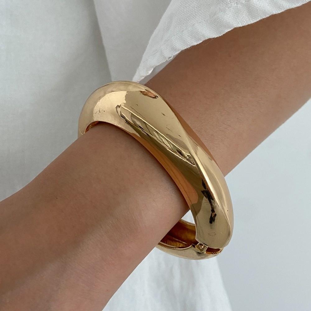 Gold Irregular Wide Bracelet Smudging Retro Hand Ring Exaggerated Acrylic Bangle  Friend Gift