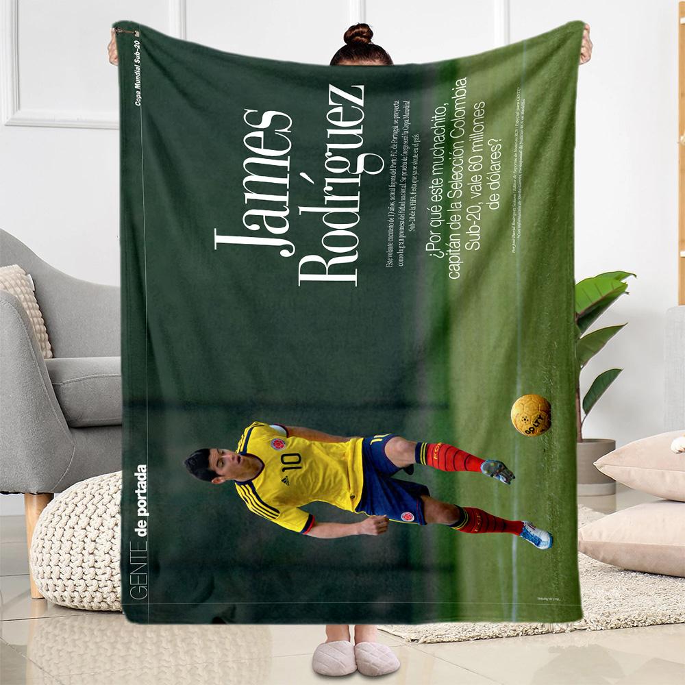 Soccer Player Action Blanket Durable Comfort Perfect for Couch Bedding Livingroom Four Seasons Multipurpose Modern