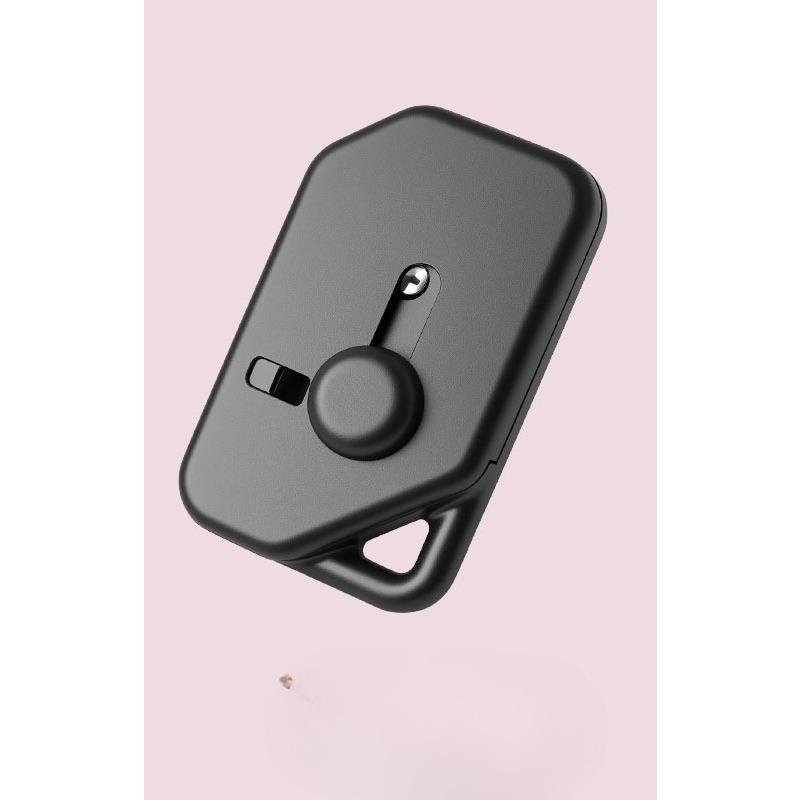 

Two-in-one wall-mounted mini unpacking knife with anti-cut function to safely open courier packages. Compact and elegant office utility knife. чорний