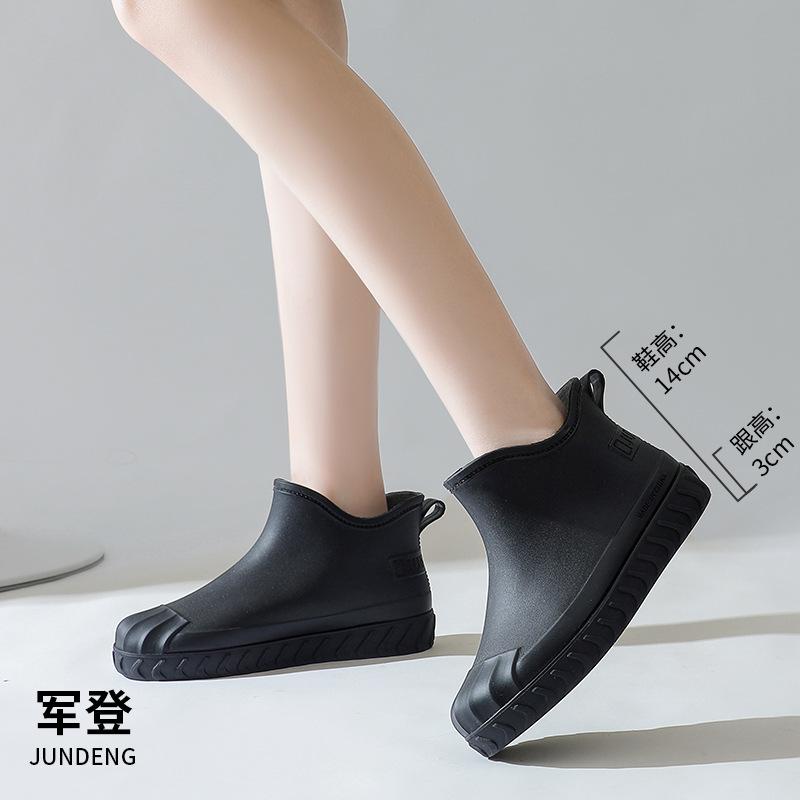 Rain Shoes Women's Fashion Outer Wear Water Shoes Waterproof and Non-slip Soft Sole Kitchen Short Rubber Shoes Rain Boots Batch