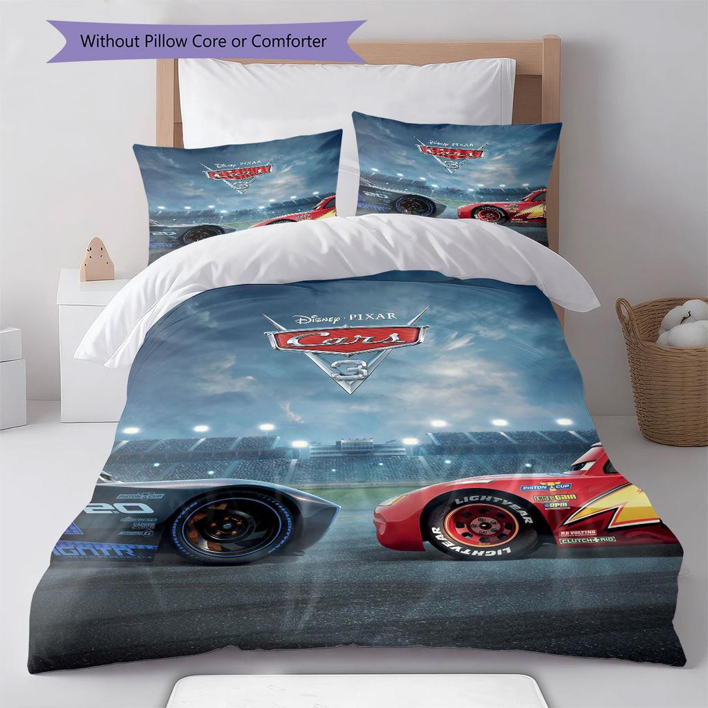 Dreiteiliges Bettwäsche-Set mit Cars-Cartoon-Print, bestehend aus Bettbezug und Kissenbezügen, weich und atmungsaktiv, Bettdecke nicht enthalten.