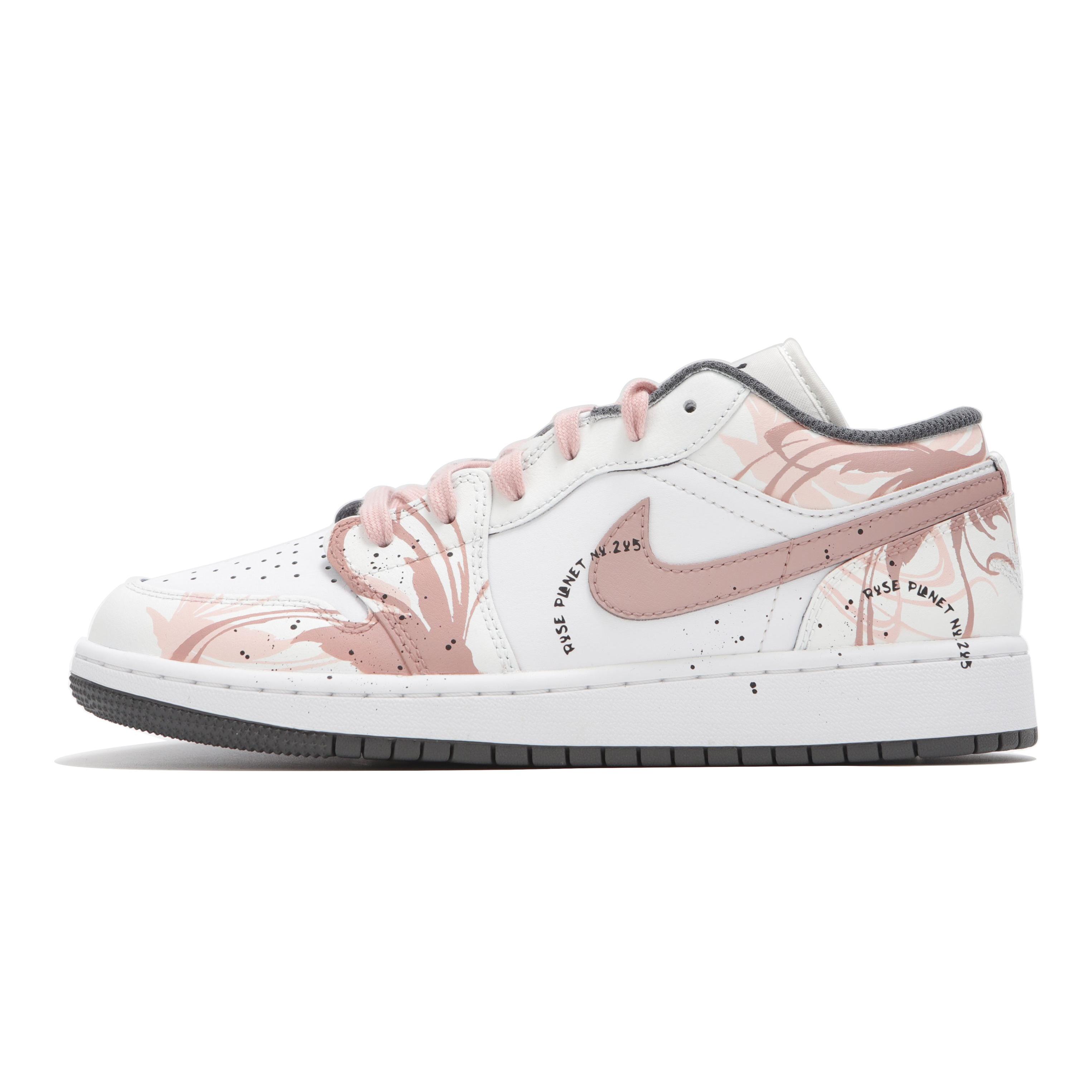 

Jordan Air Jordan 1 Abrasion Resistant Low top Vintage Basketball Shoes Unisex White Pink 553558-152(Team24-) 38