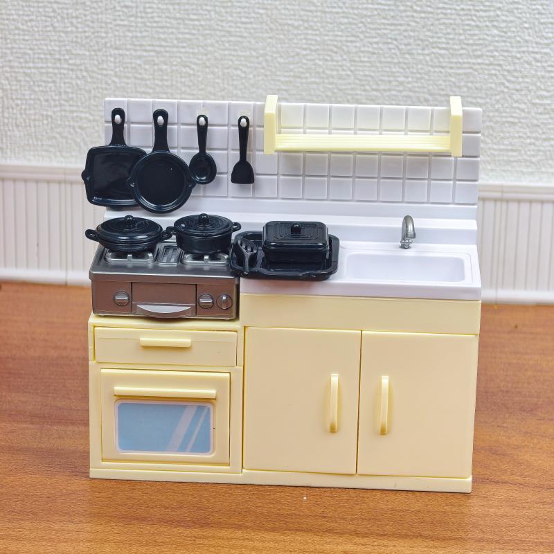 1 Set Compact Kitchenware Kit Mini Model Stove Kitchen Scene Simulation Children'S Doll Play Home Toy Ornament For Playtime Fun