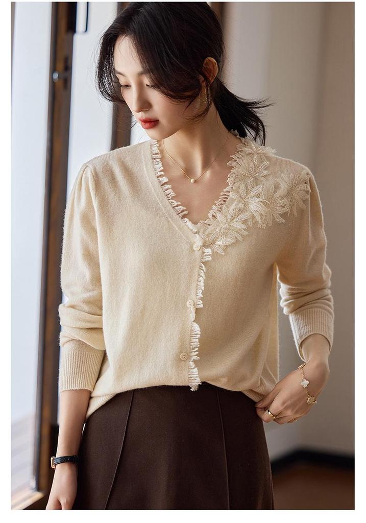Autumn/Winter Handmade Crochet Lace Fringed 100% Wool Women's V-Neck Knit Cardigan