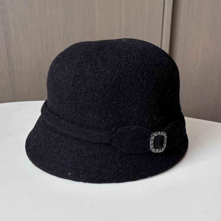 Small Brim Celebrity Temperament Retro Wool Top Hat Diamond Buckle British Fashion Autumn And Winter Thermal Basin Hat Women'S New Knitted Hat