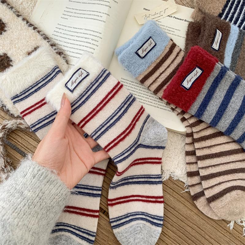 Woolen Socks for Women In Autumn and Winter, Thickened and Fleece Warm Mid-calf Socks, Striped Trendy Long Socks