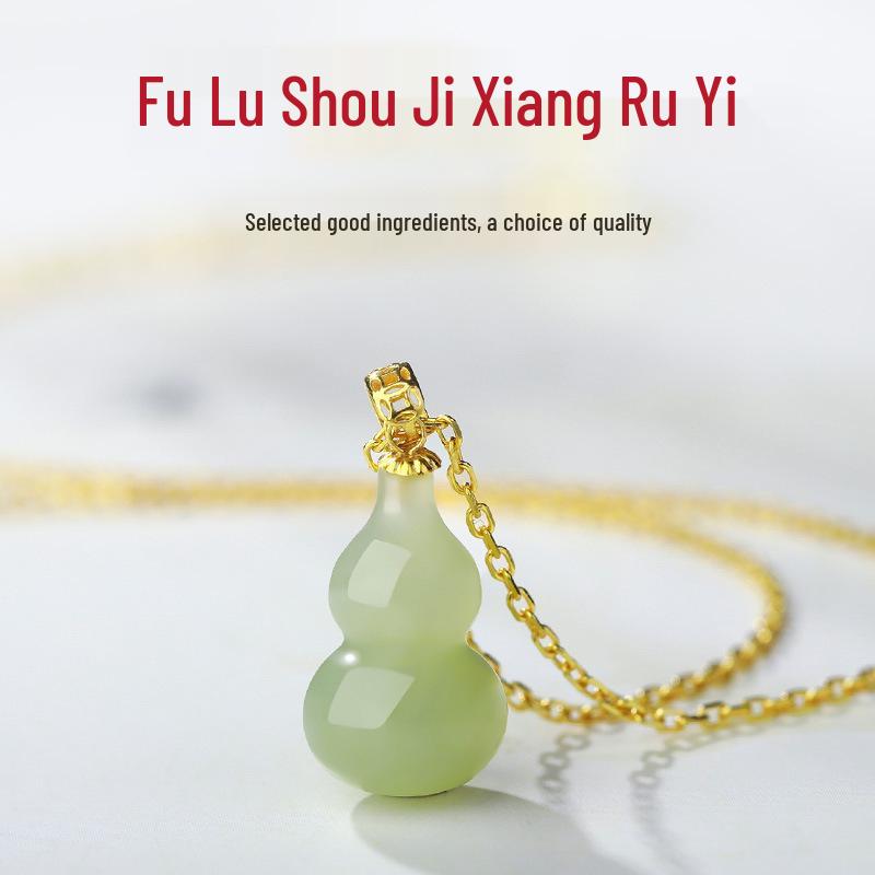 Vintage Green Chalcedony Water Drop Pendant Necklace – New Chinese Style Clavicle Chain Gift for Women