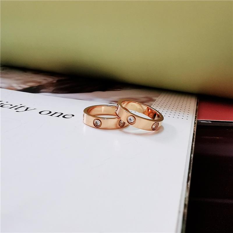 Korean-Style Rose Gold Diamond Titanium Steel Ring: Women's Fashionable Celebrity-Inspired Jewelry