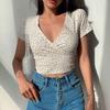 Frauen Sommer Top V-ausschnitt Kurzarm Taille-ausgesetzt Kleine Blume Drucken Pullover Weiche Atmungsaktive Retro Slim Fit Dame süße T-shirt