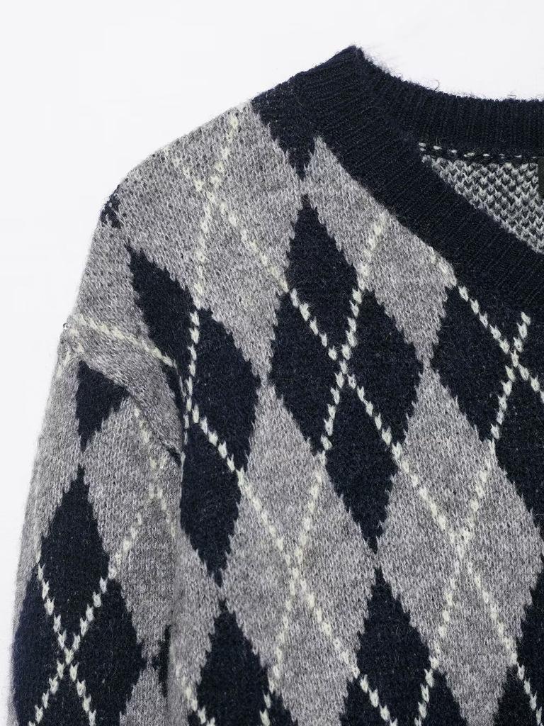 European and American style, new women's clothing, foreign style fashionable rhombus knitted sweater 2142/227/055