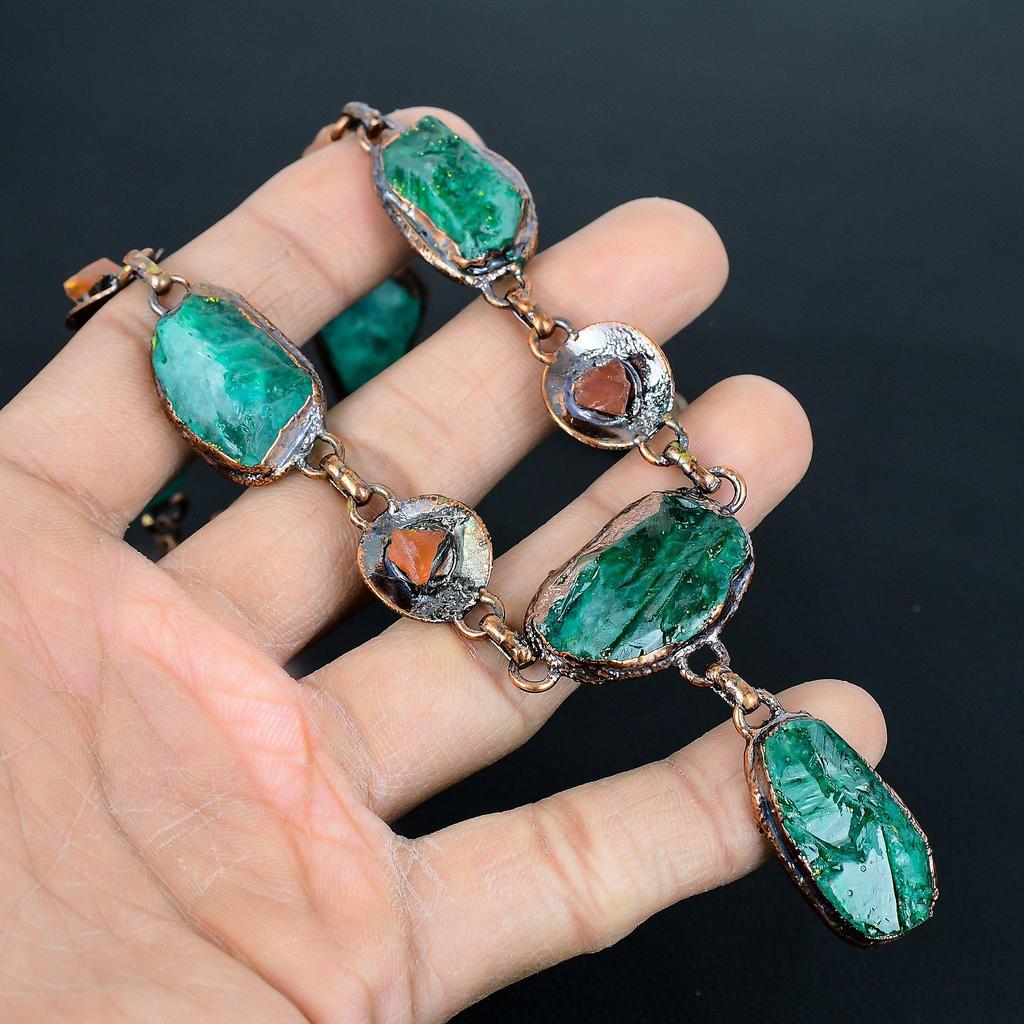Collier de Pierres Précieuses Émeraude et Cornaline Fait Main, Collier Électroformé en Cuivre Bijou Antique, Collier Réglable Cadeau de Fiançailles