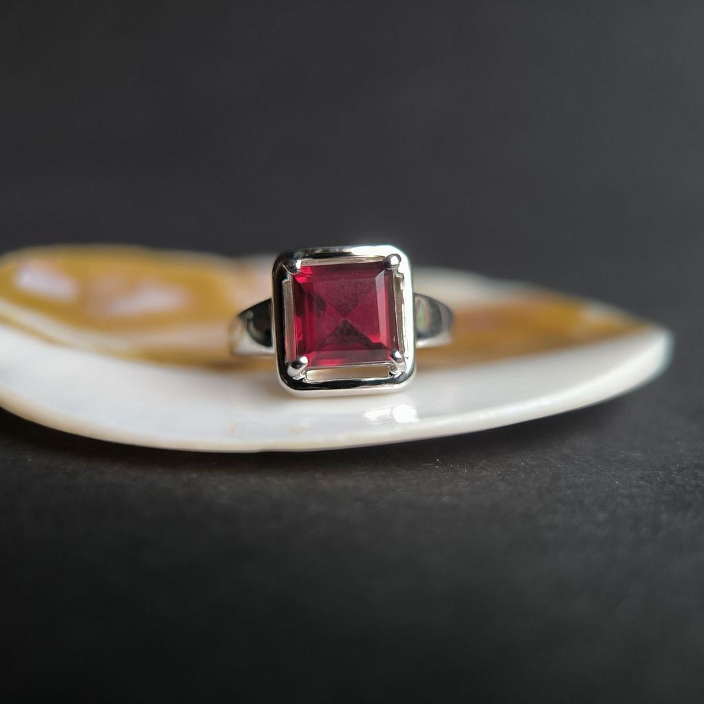 Silver Ring with Artificial Garnet Nano 2.092ct, Product Weight 3.98 Gr (60002298)