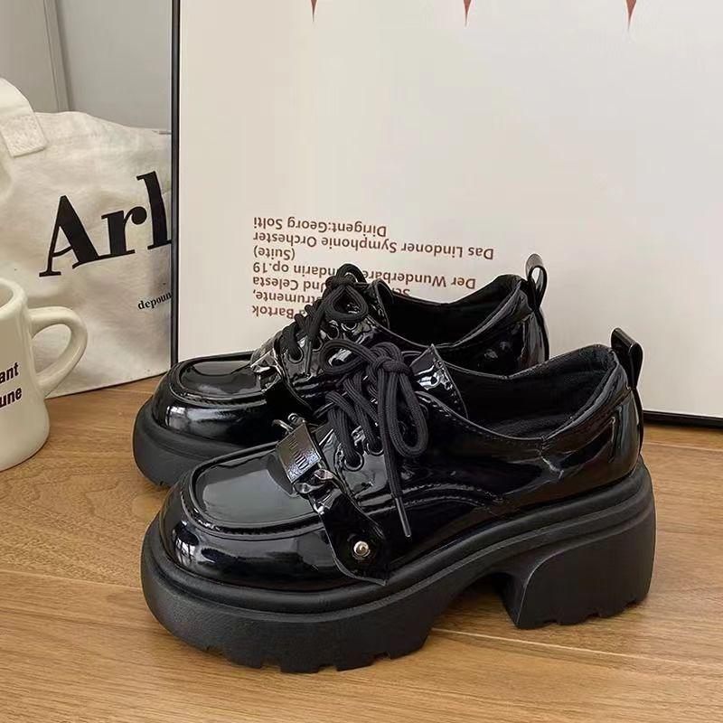 Small leather shoes women's new autumn versatile lace-up retro casual niche platform single shoes